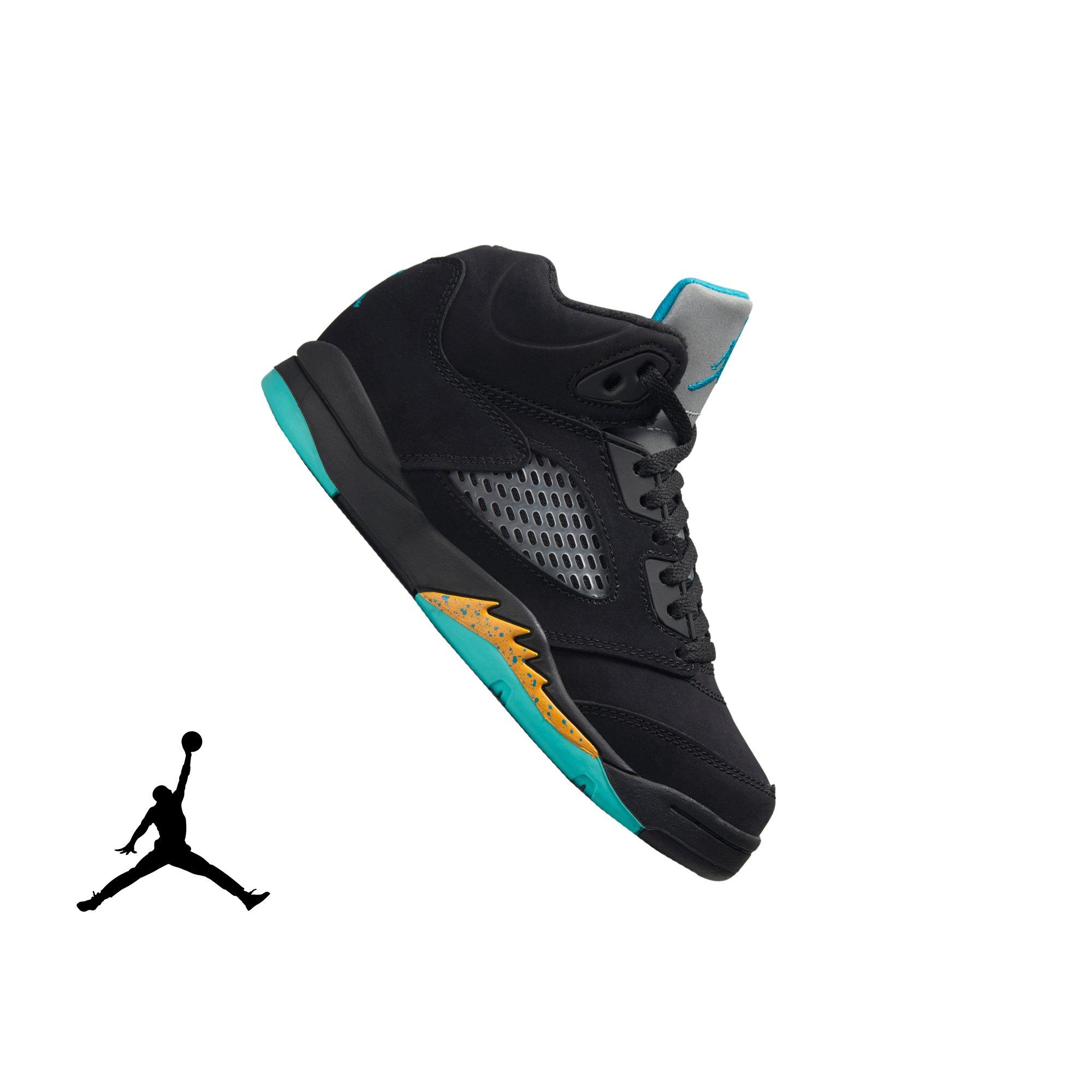 Black hotsell retro 5s